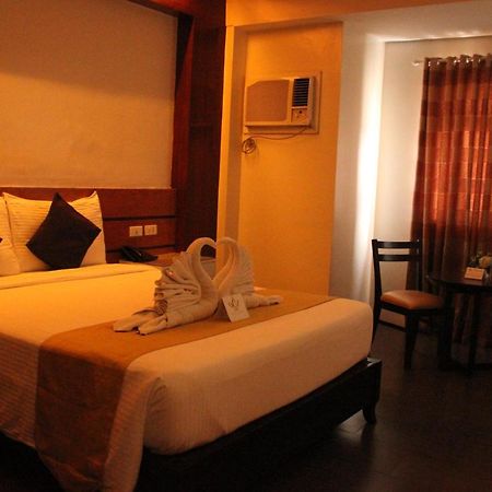Grace Crown Hotel Анхелес Экстерьер фото