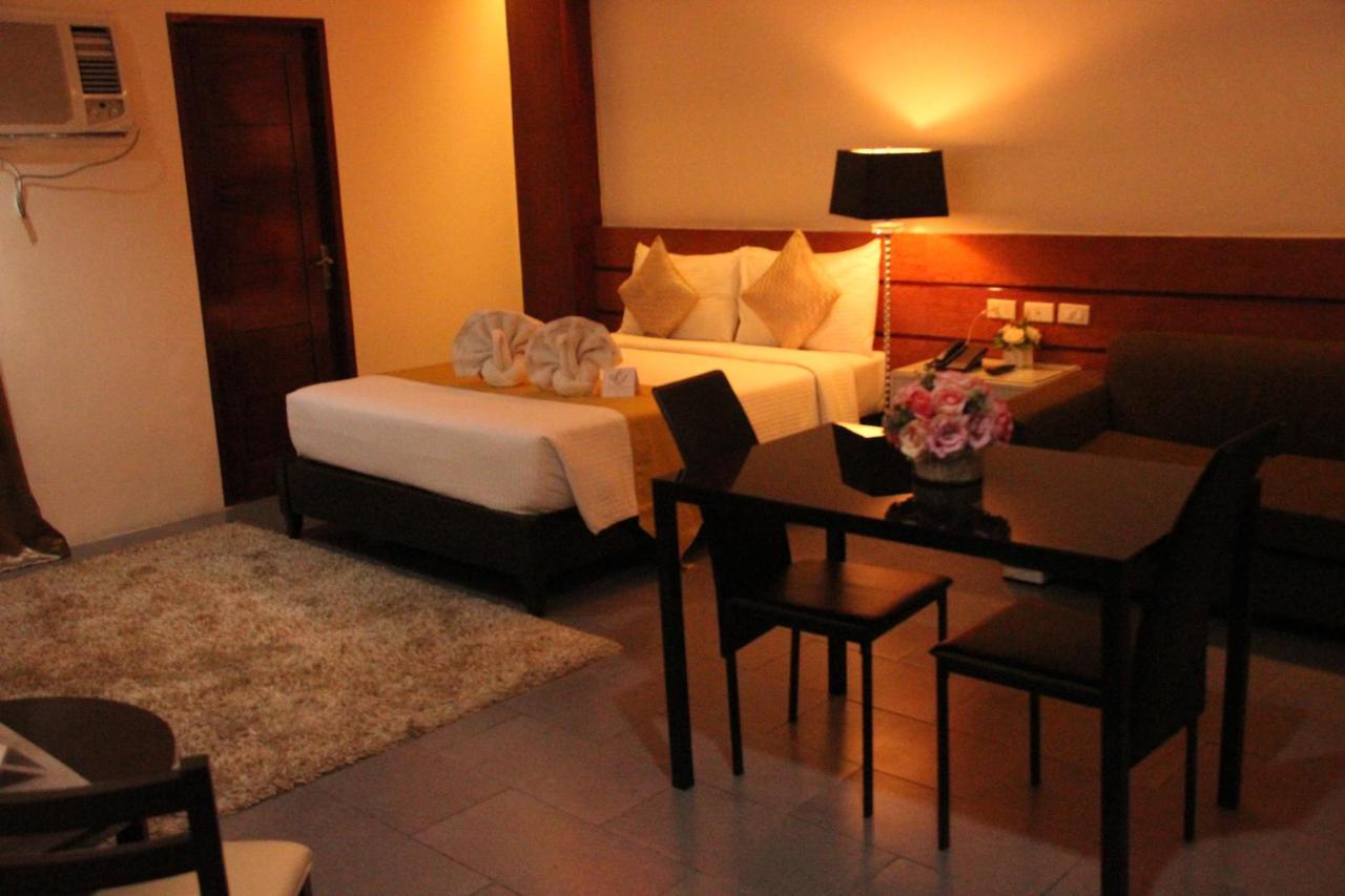 Grace Crown Hotel Анхелес Экстерьер фото
