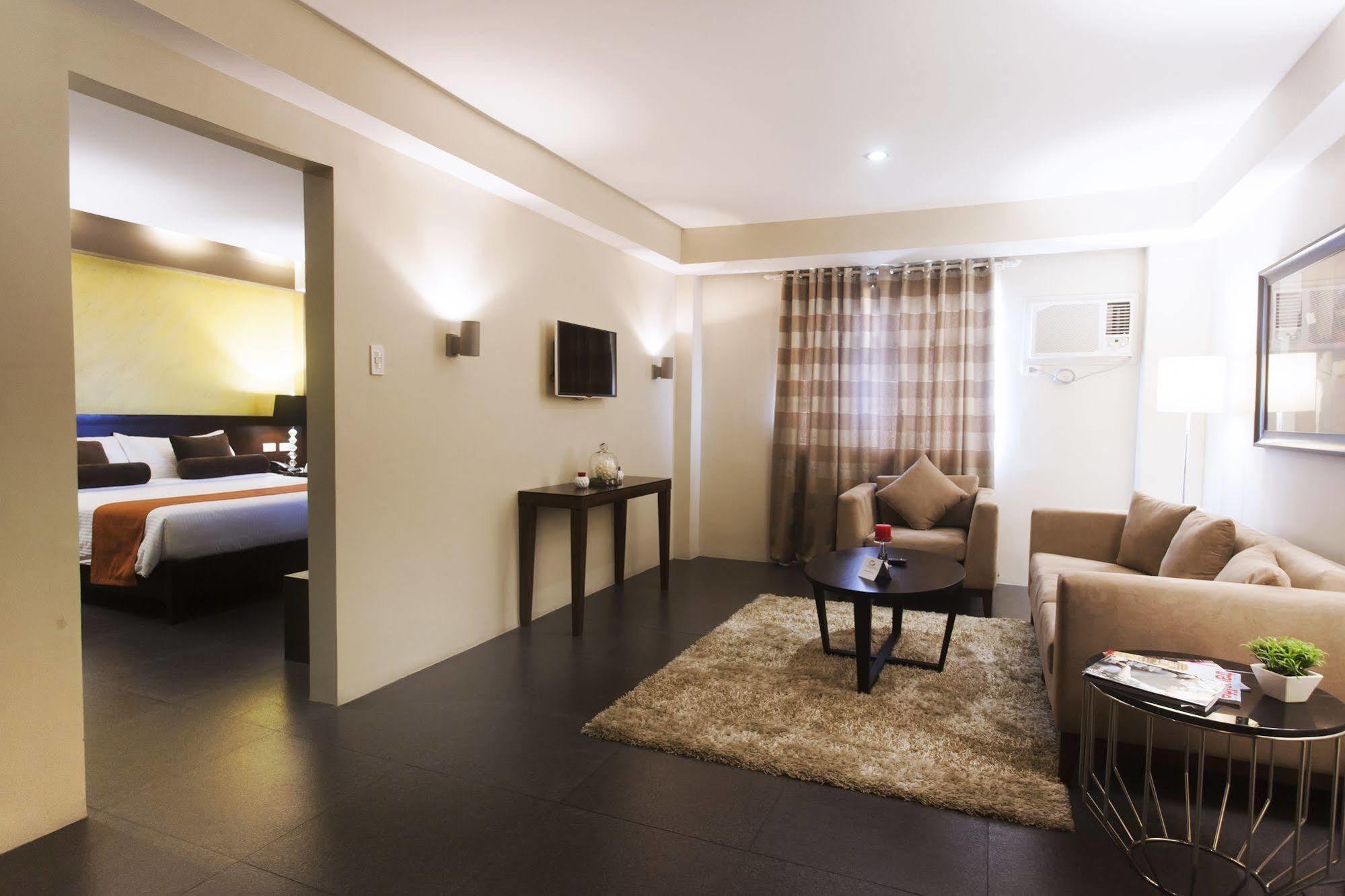 Grace Crown Hotel Анхелес Экстерьер фото