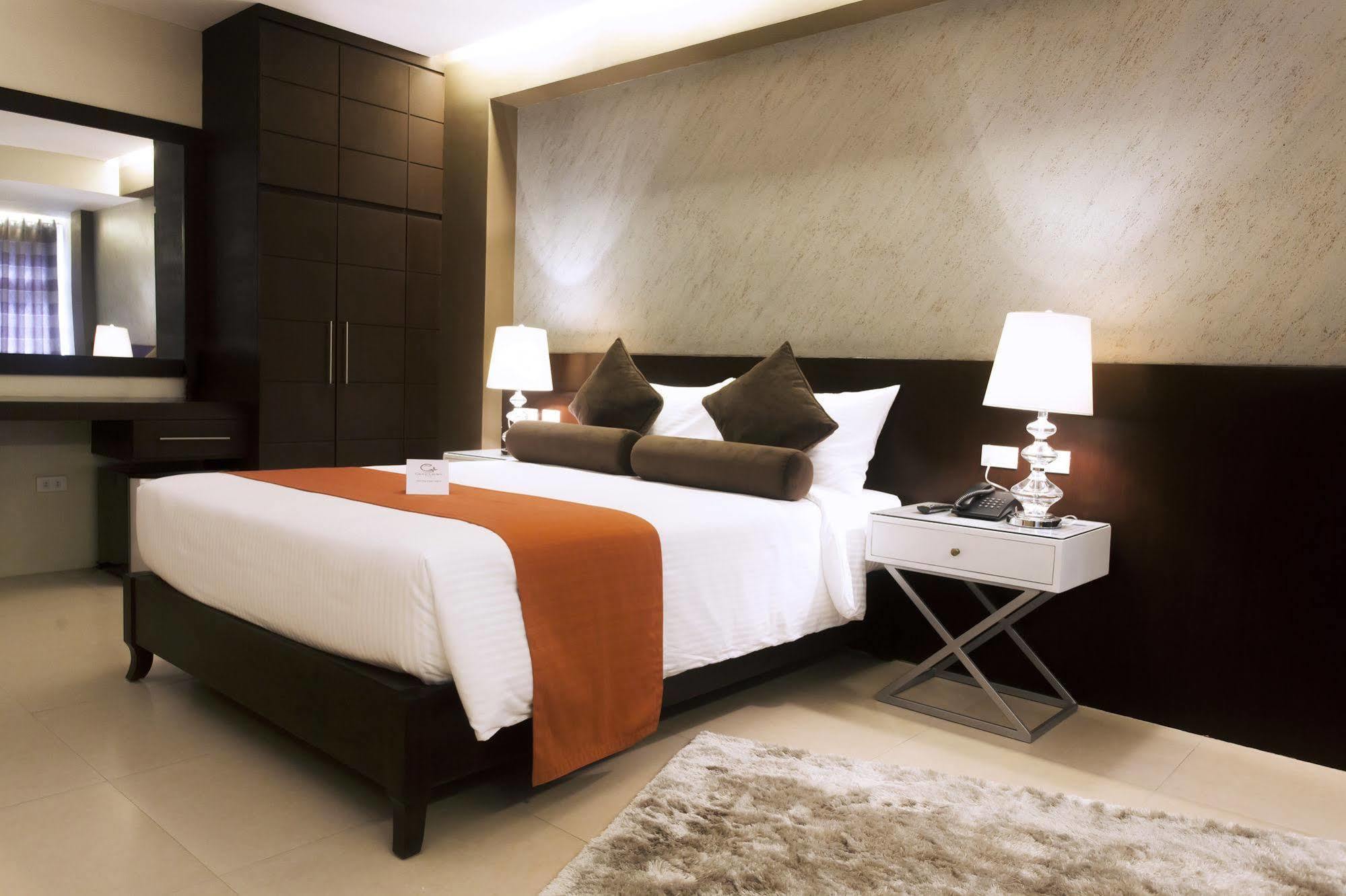 Grace Crown Hotel Анхелес Экстерьер фото