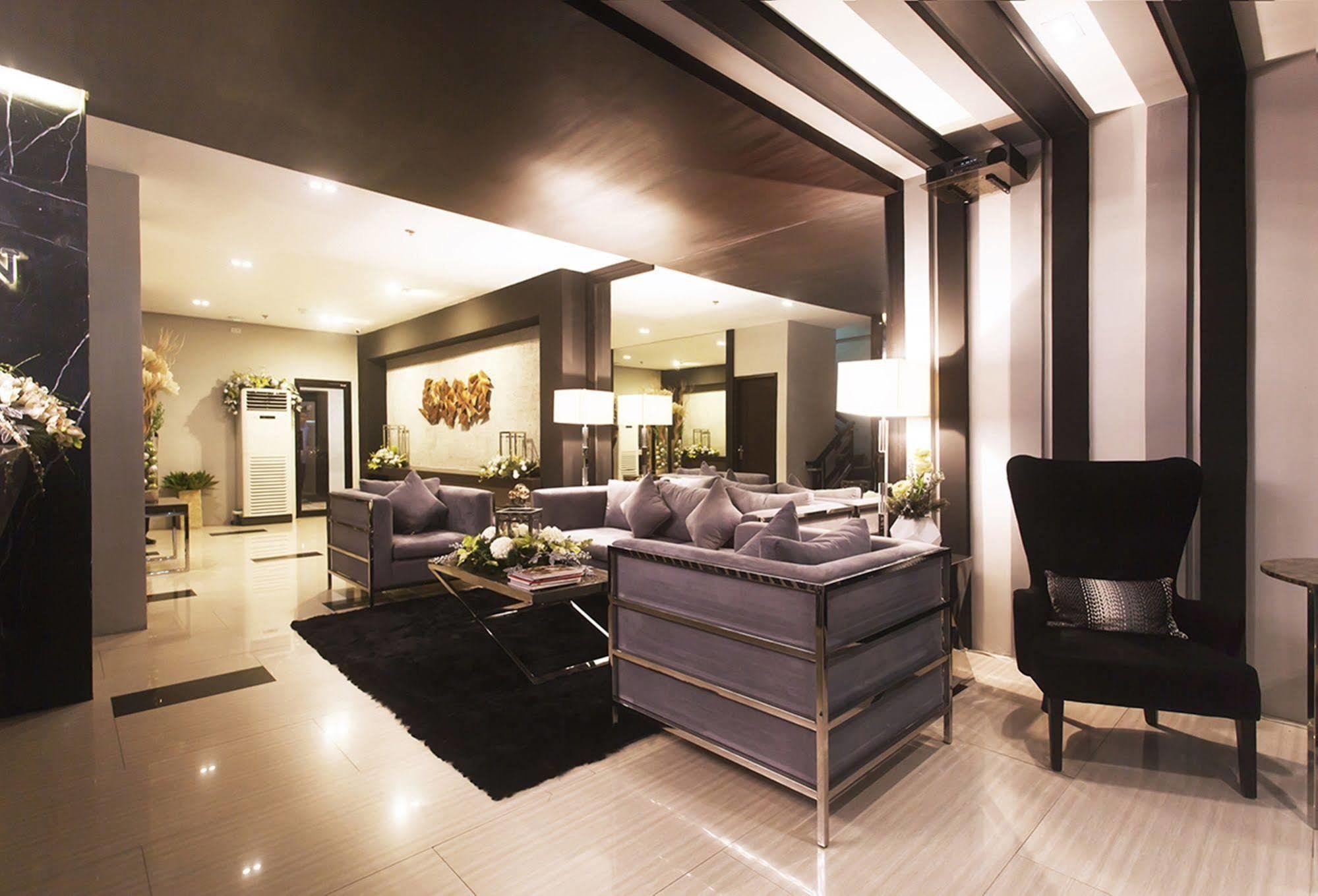 Grace Crown Hotel Анхелес Экстерьер фото
